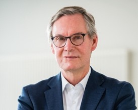 Dr. Eduard Artz